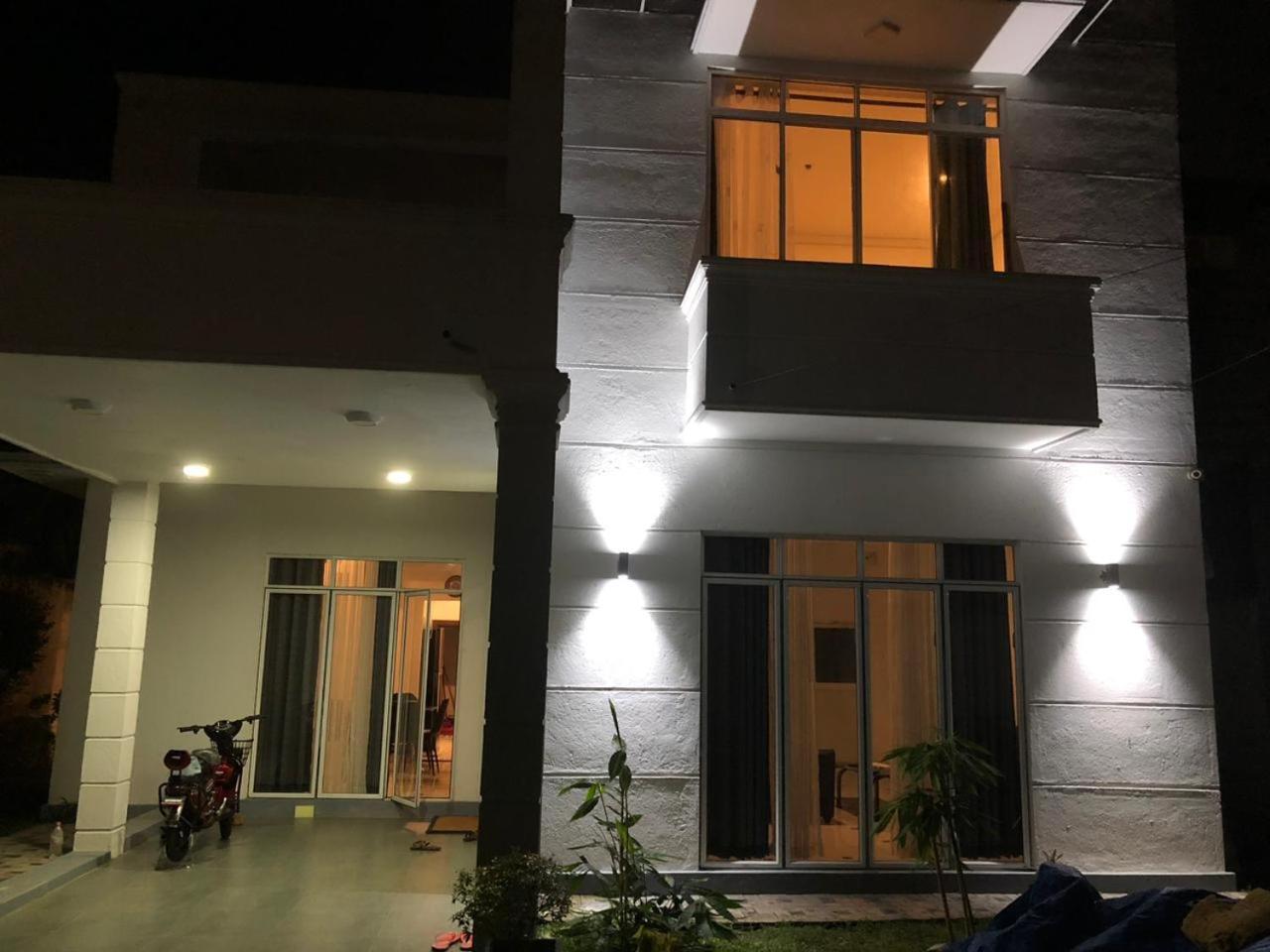 Vidushi Home Minuwangoda Exterior photo